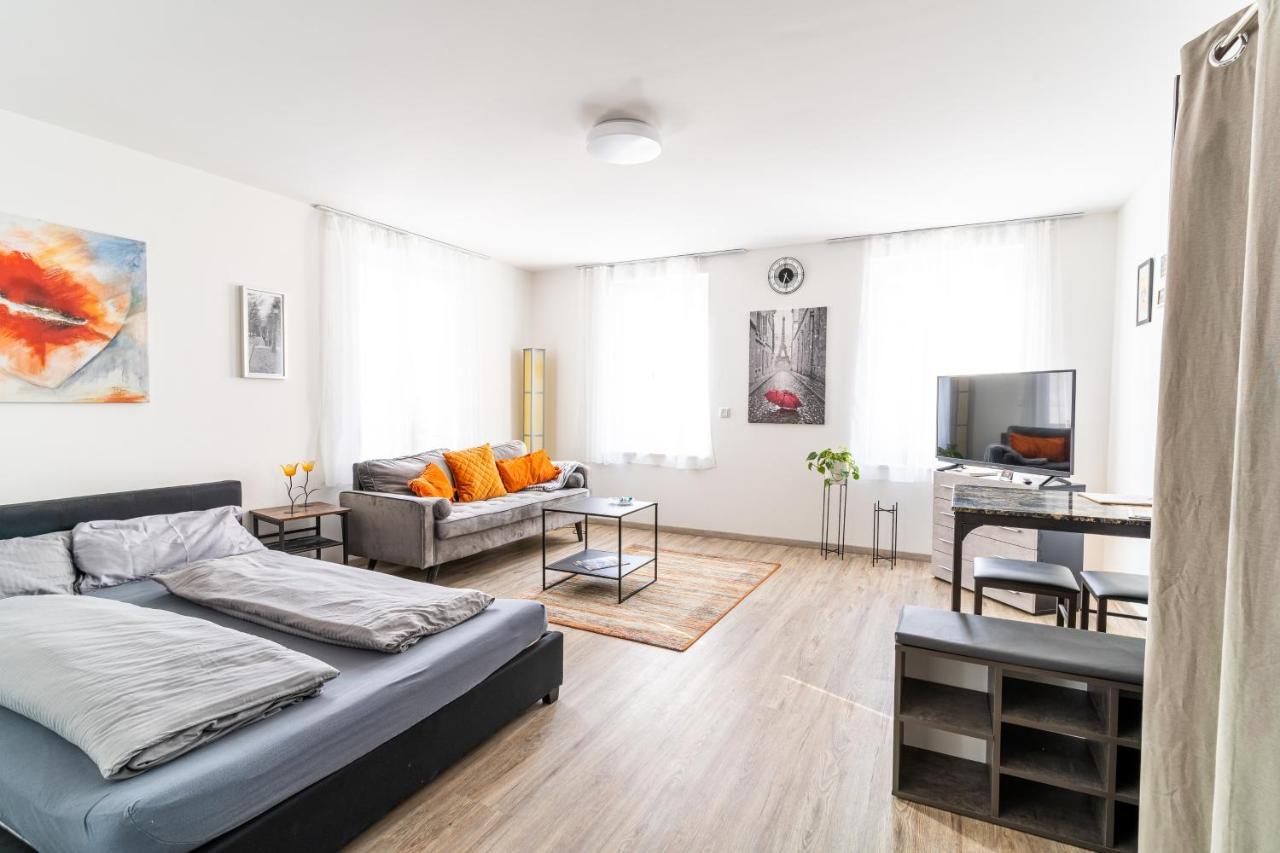Tagblatt Apartment 10 ทุทลิงเงน ภายนอก รูปภาพ