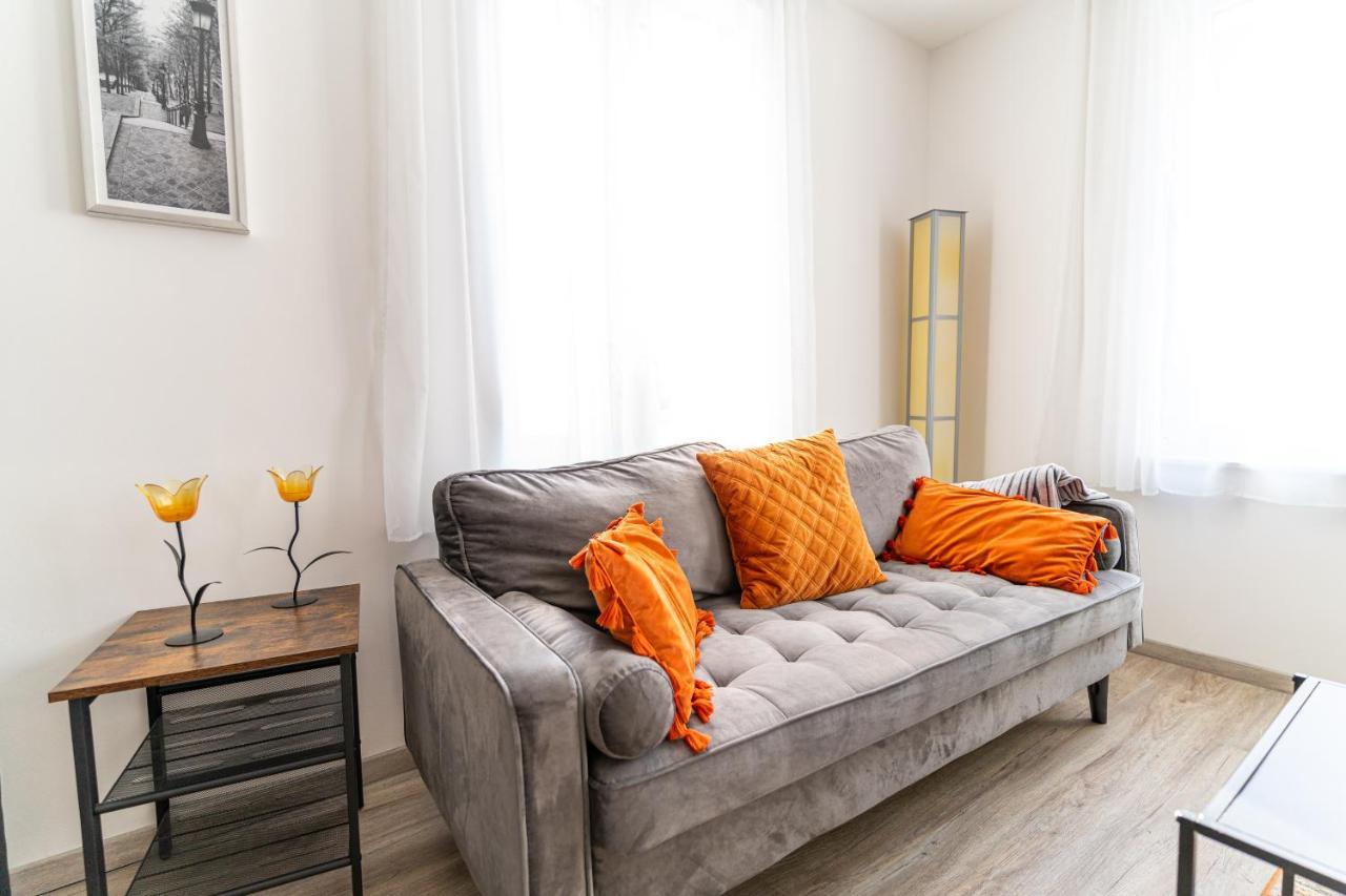 Tagblatt Apartment 10 ทุทลิงเงน ภายนอก รูปภาพ
